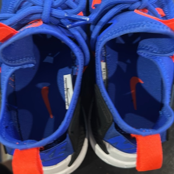 SOLD Nike Huarache - Picture 4 of 5